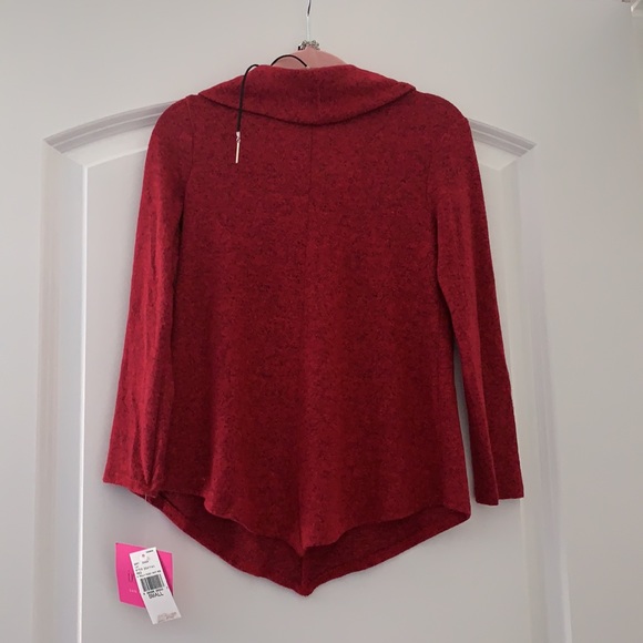 GIRLS SWEATER NWT - Picture 3 of 3